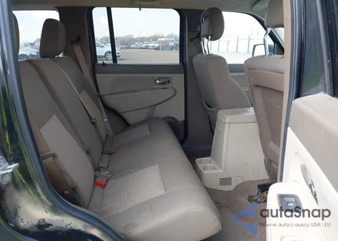 2010 Jeep Liberty Sport from USA, damaged, VIN 1J4PP2GK9AW117730